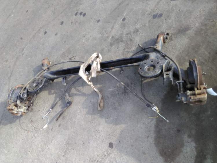 Балка подвески  1NZ-FE TOYOTA  RACTIS NCP100  (Тойота Рактис)  зад